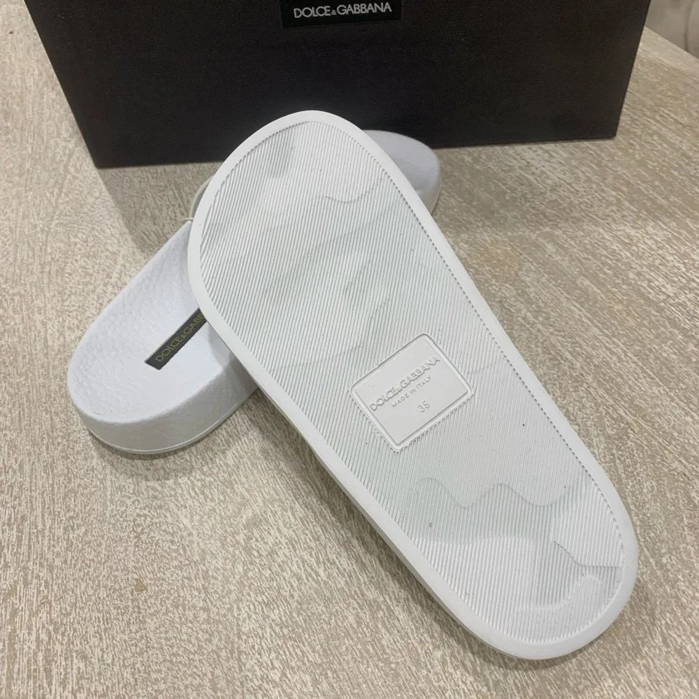 - Dolce & Gabbana Women Pool Slides - Picture 7 of 7